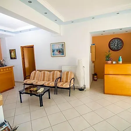 Otel Nancy Longá